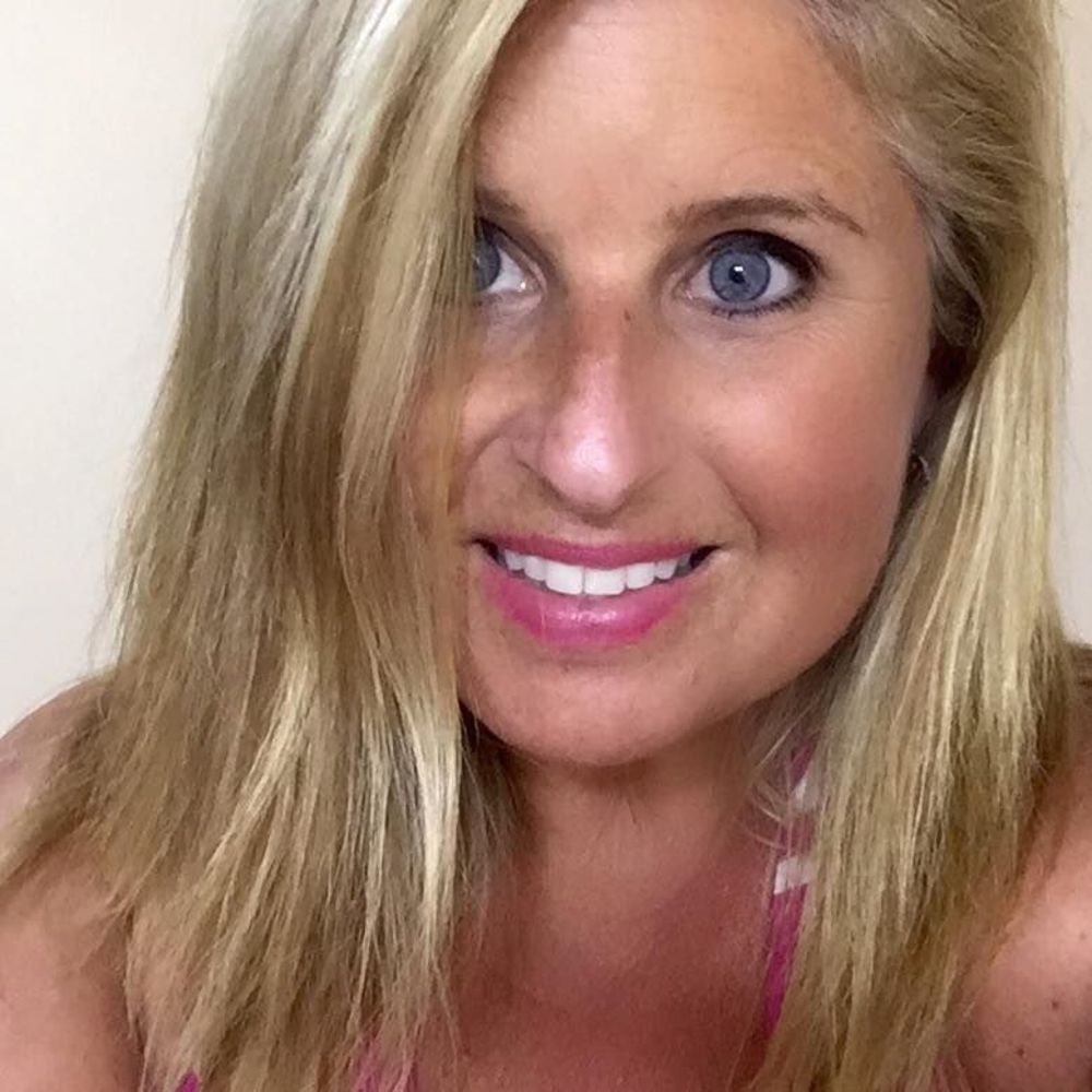 Meet your Posher, Demitra